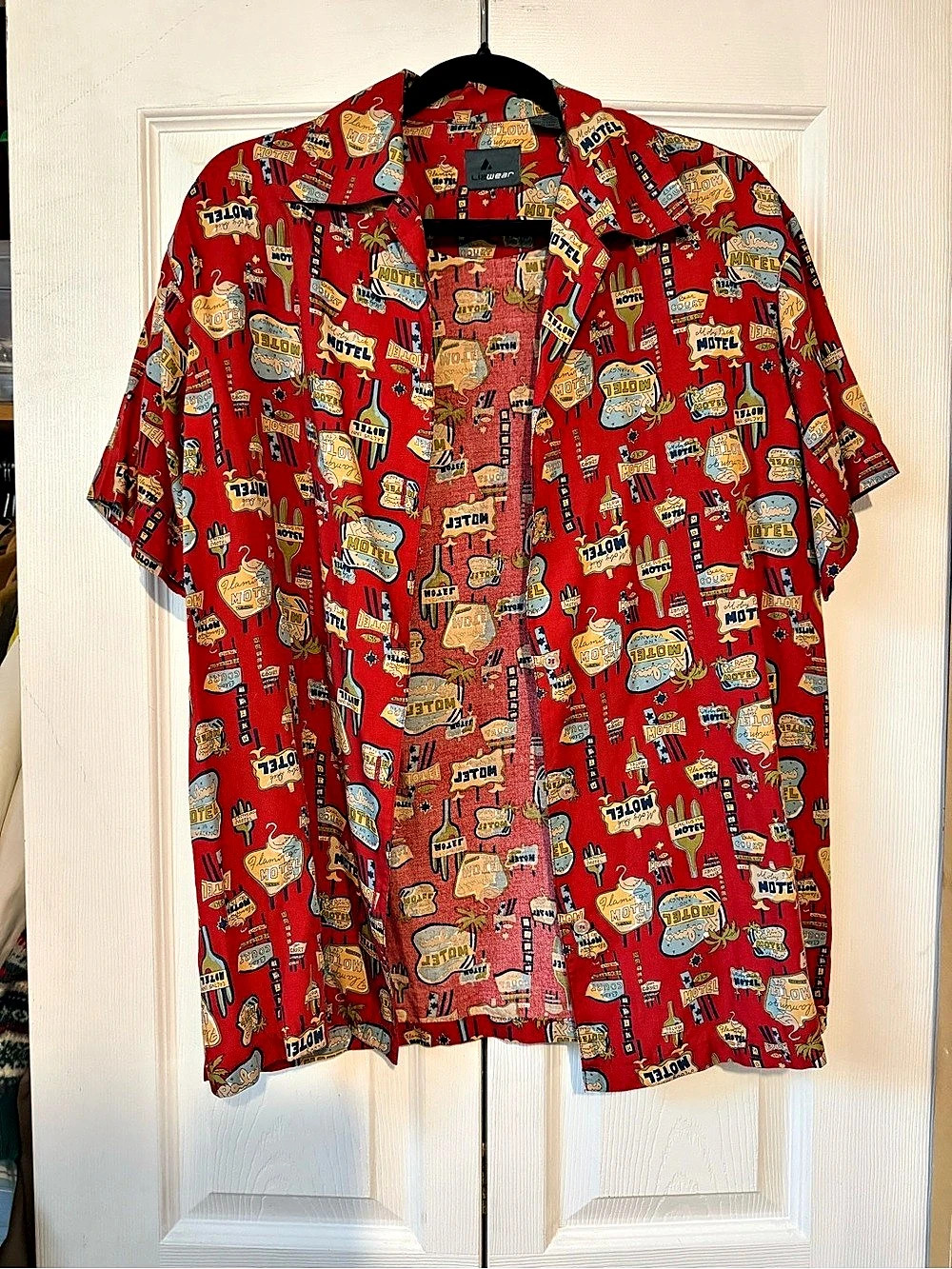 L2Wear Men's Graphic Shirt
